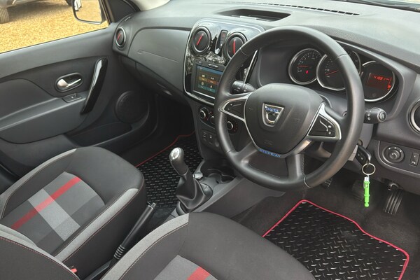 Used Dacia Sandero Stepway 2019 for sale - 76113159: Photo 10