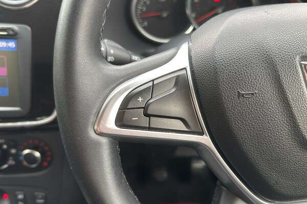 Used Dacia Sandero Stepway 2019 for sale - 76113159: Photo 17