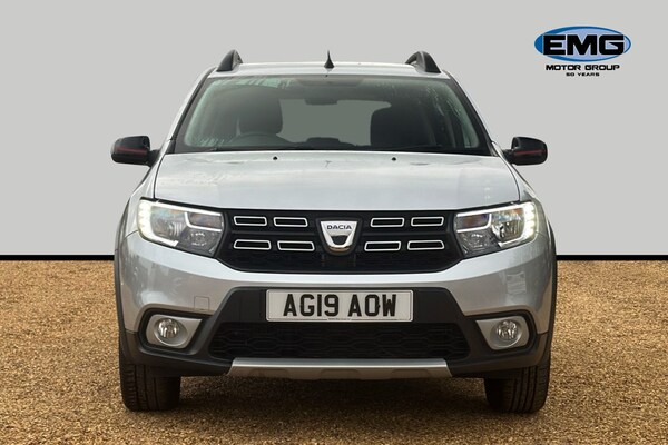 Used Dacia Sandero Stepway 2019 for sale - 76113159: Photo 2