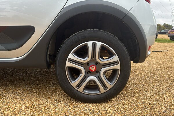 Used Dacia Sandero Stepway 2019 for sale - 76113159: Photo 31