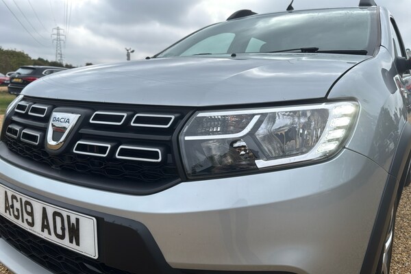 Used Dacia Sandero Stepway 2019 for sale - 76113159: Photo 34