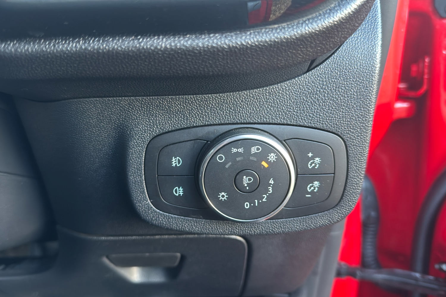 Used Ford Fiesta 2020 for sale - 75902941: Photo 30