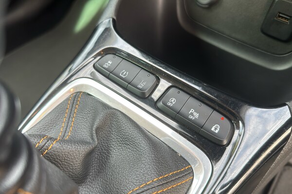 Used Vauxhall Crossland X 2019 for sale - 76156008: Photo 31