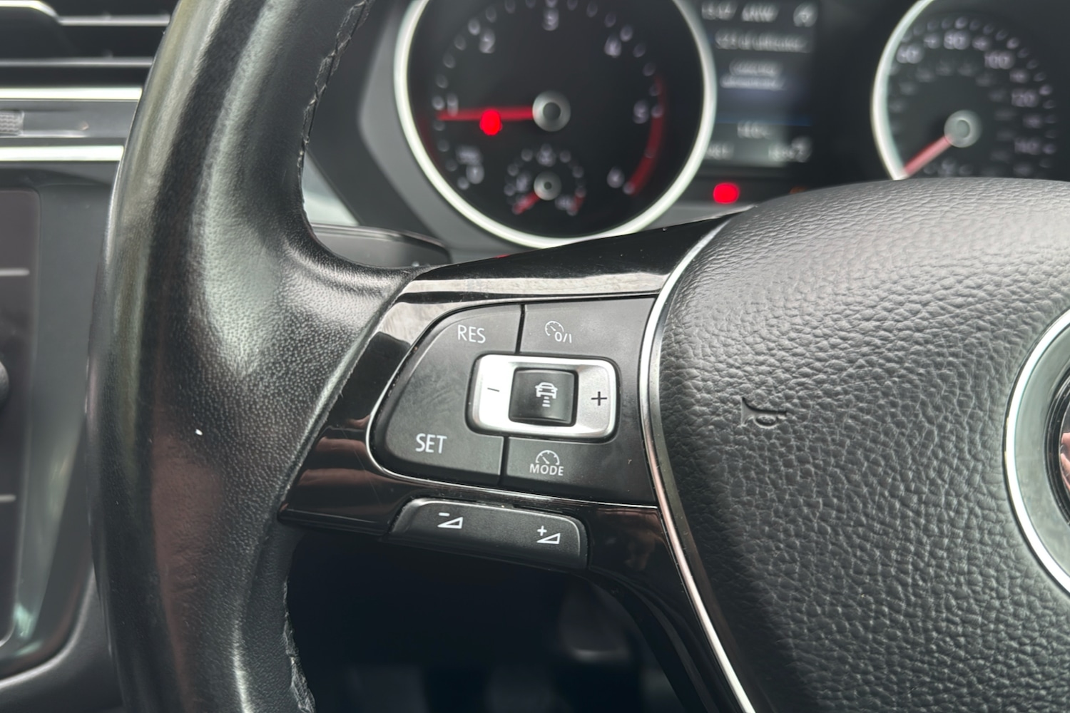 Used Volkswagen Tiguan 2018 for sale - 76230219: Photo 17