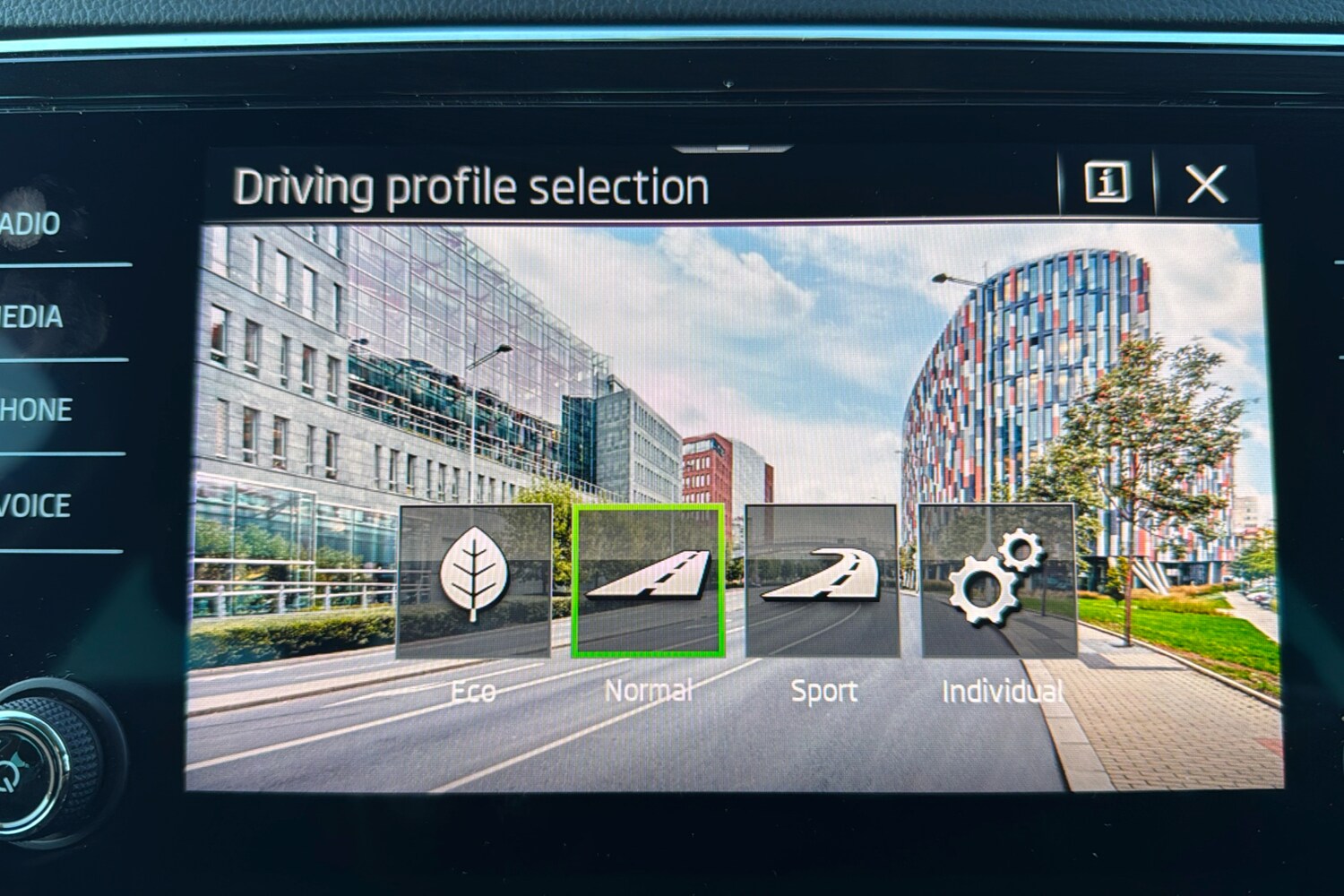 Used Skoda Superb 2022 for sale - 77443830: Photo 38