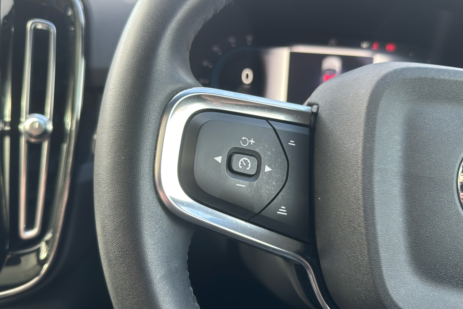 Used Volvo C40 2022 for sale - 76390912: Photo 17