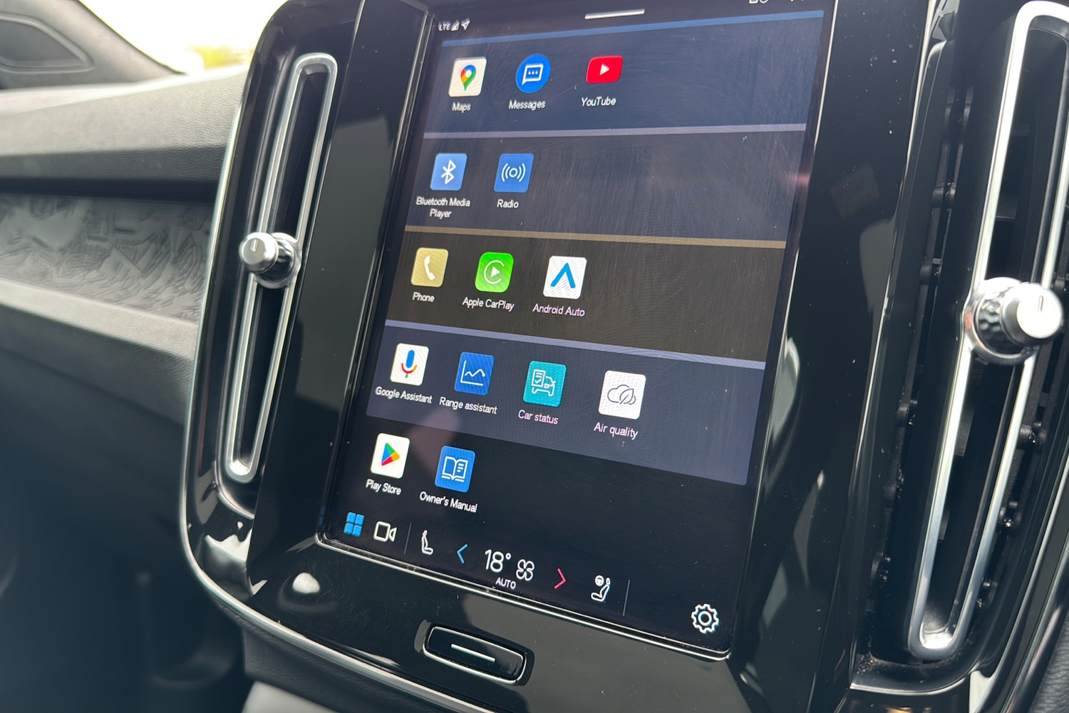 Used Volvo C40 2022 for sale - 76390912: Photo 46