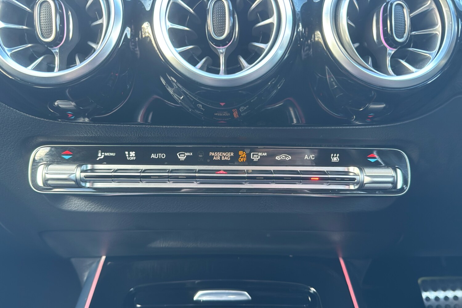 Used Mercedes-Benz EQA 2022 for sale - 76362356: Photo 16