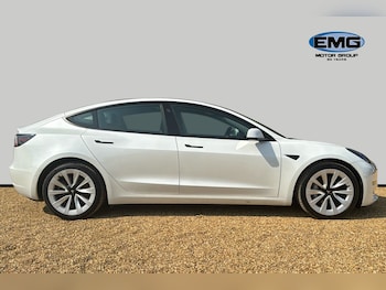 Used Tesla Model 3 2020 for sale - 75498943: Photo