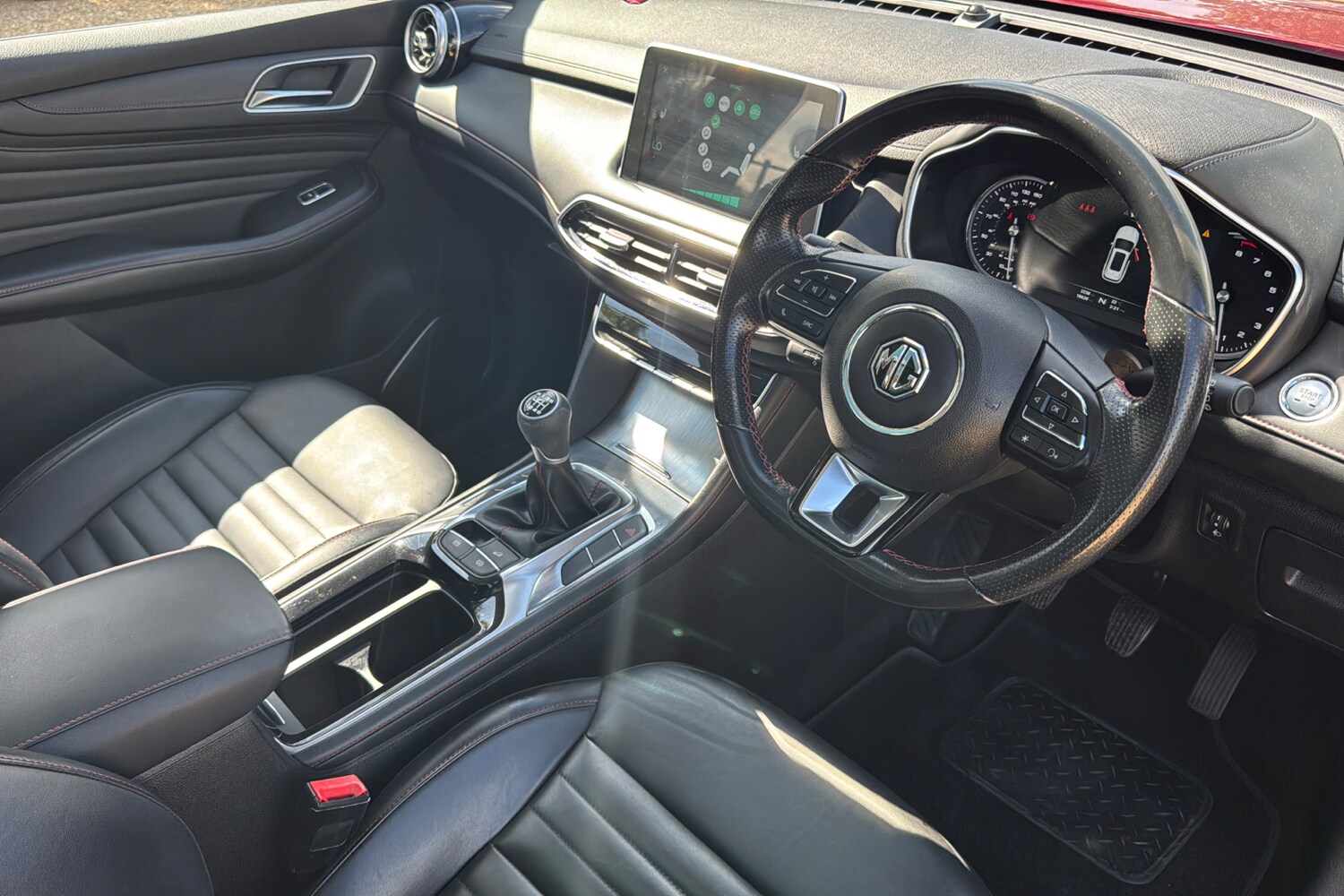 MG HS 1.5 T Gdi Exclusive Suv 5dr Petrol Manual Euro 6 s/s 162 Ps Petrol - Picture 10 of 24
