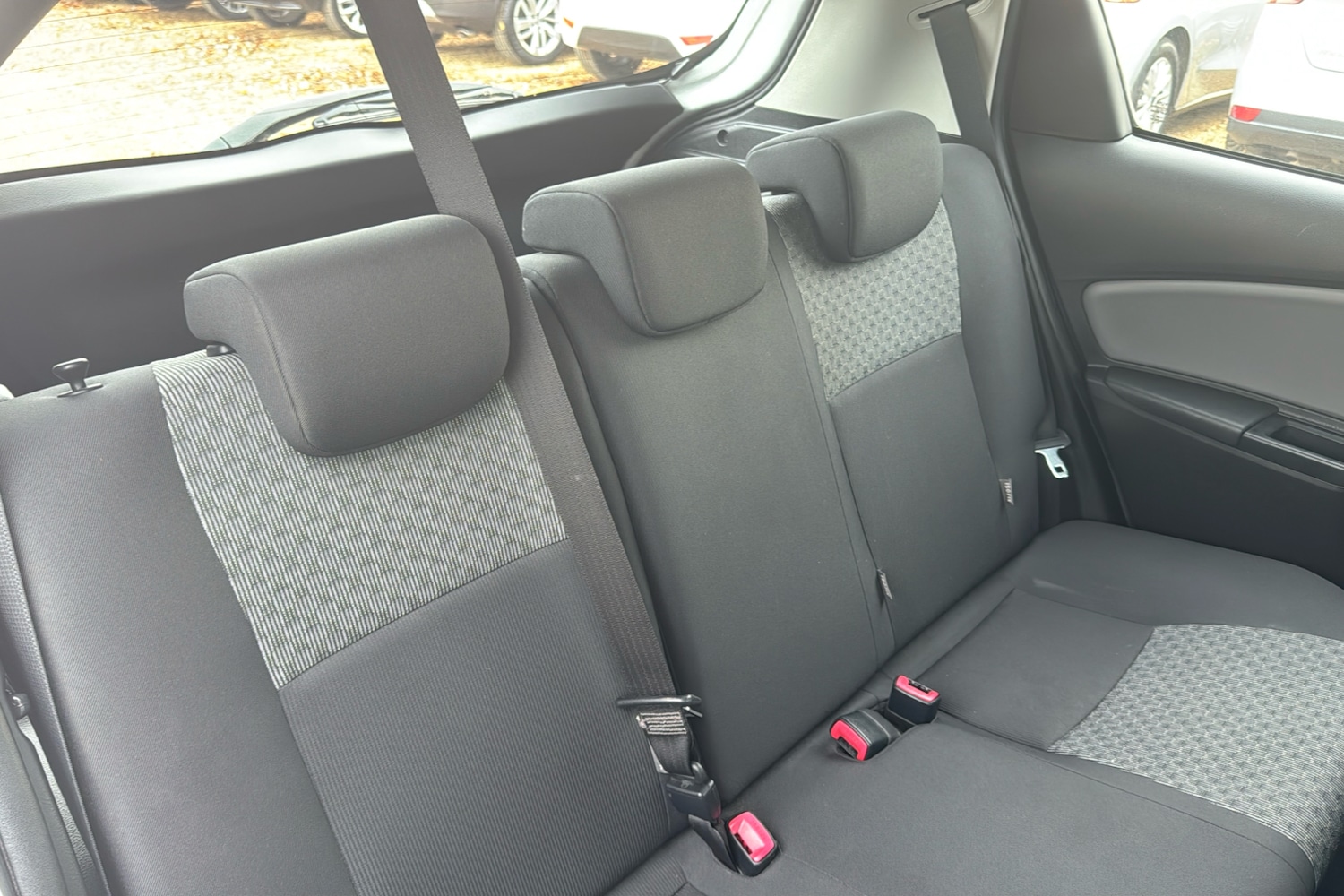 Used Toyota Yaris 2015 for sale - 76789812: Photo 12