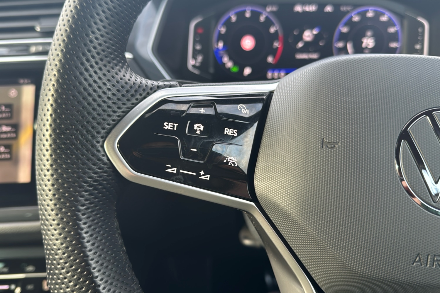 Used Volkswagen Tiguan 2023 for sale - 77591217: Photo 17