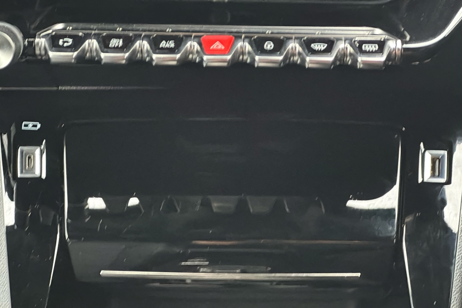 Used Peugeot 2008 2023 for sale - 76932084: Photo 22