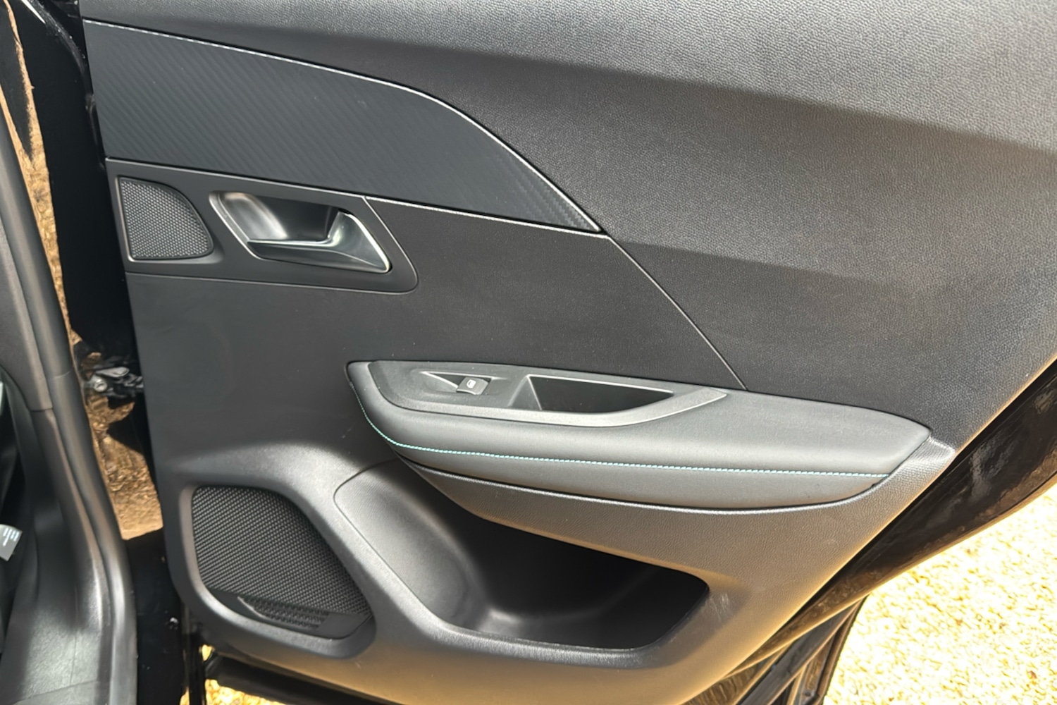 Used Peugeot 2008 2023 for sale - 76932084: Photo 31