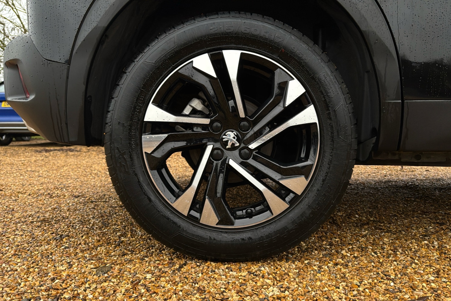 Used Peugeot 2008 2023 for sale - 76932084: Photo 8