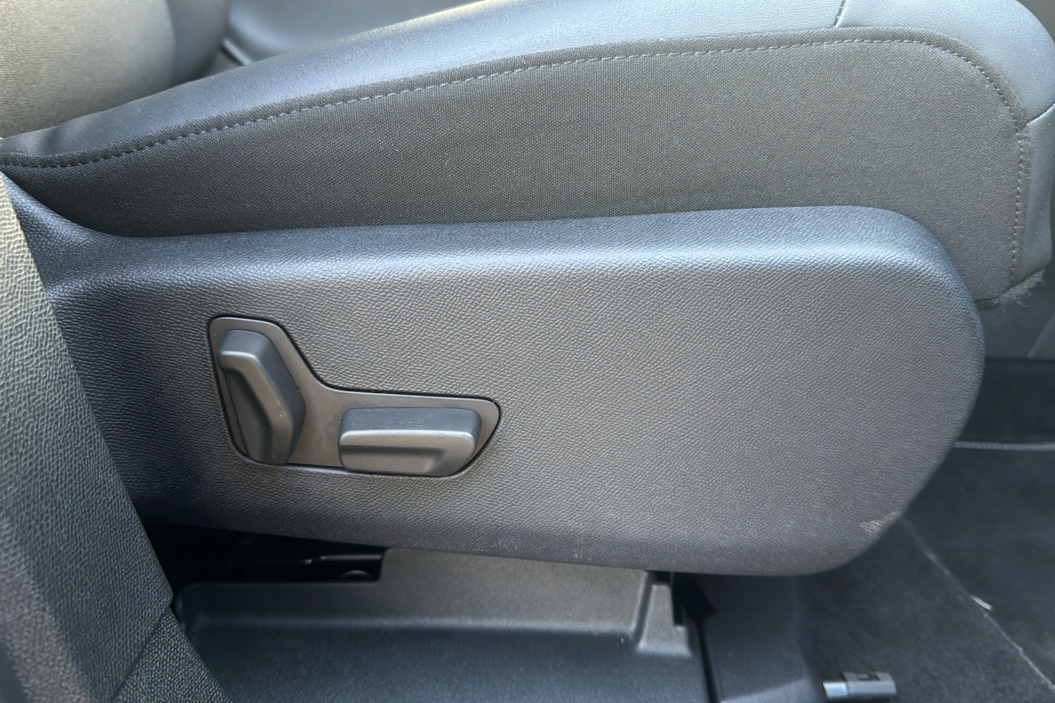 Vehicle 28