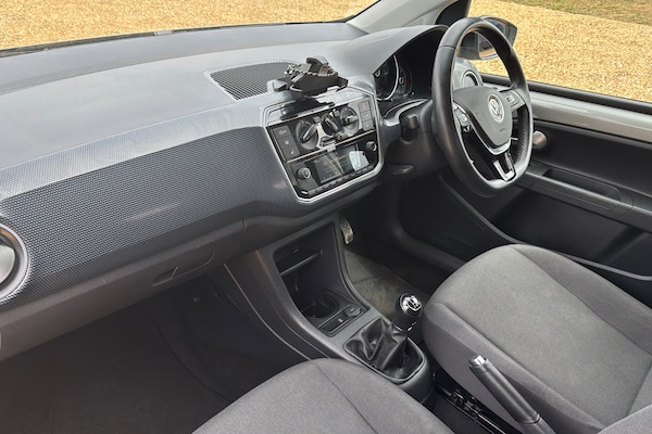 Used Volkswagen up! 2021 for sale - 75259836: Photo 11