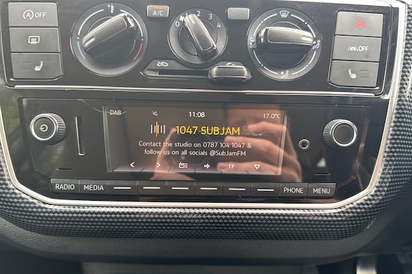 Used Volkswagen up! 2021 for sale - 75259836: Photo 21