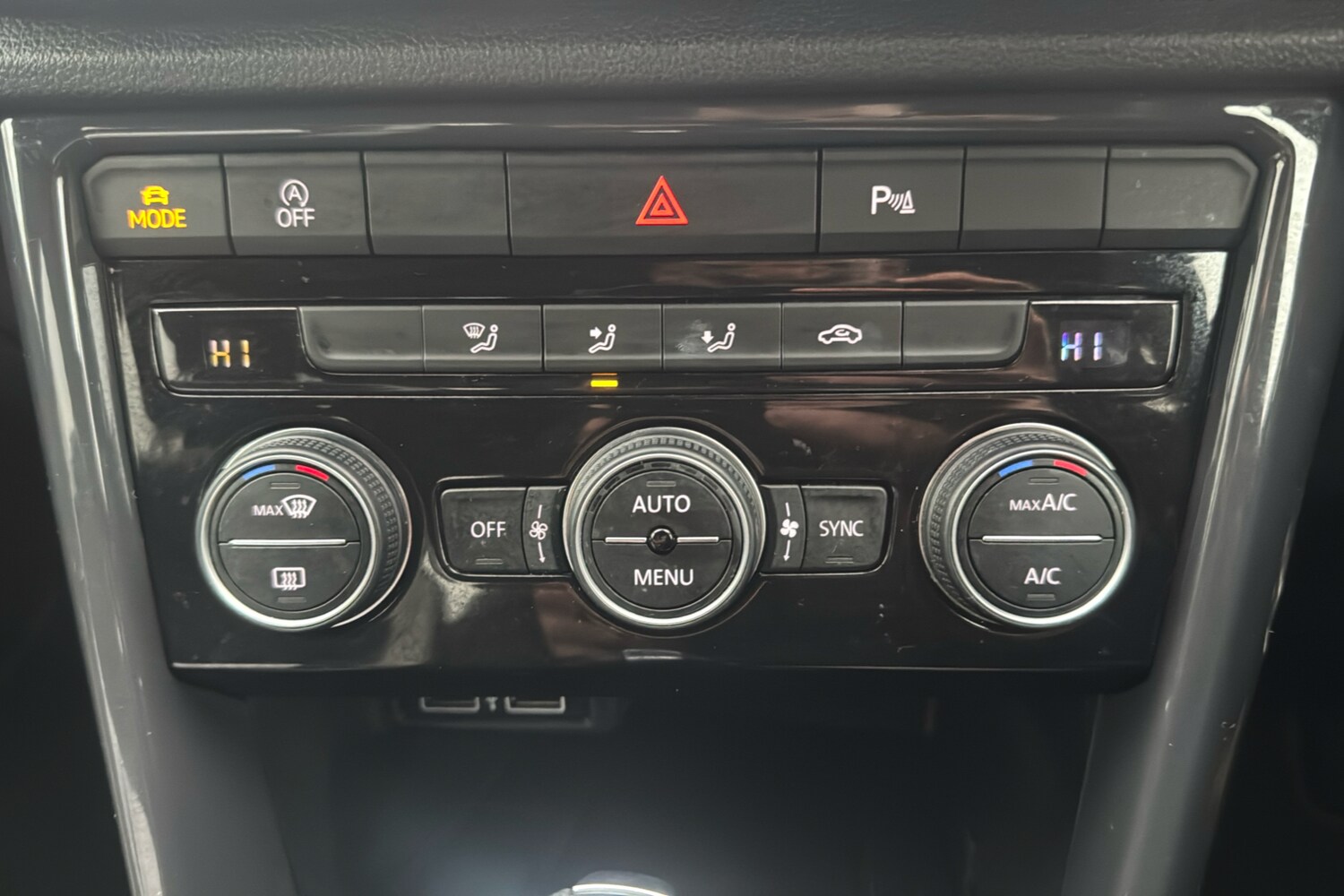 Used Volkswagen T-Roc 2020 for sale - 77046046: Photo 16