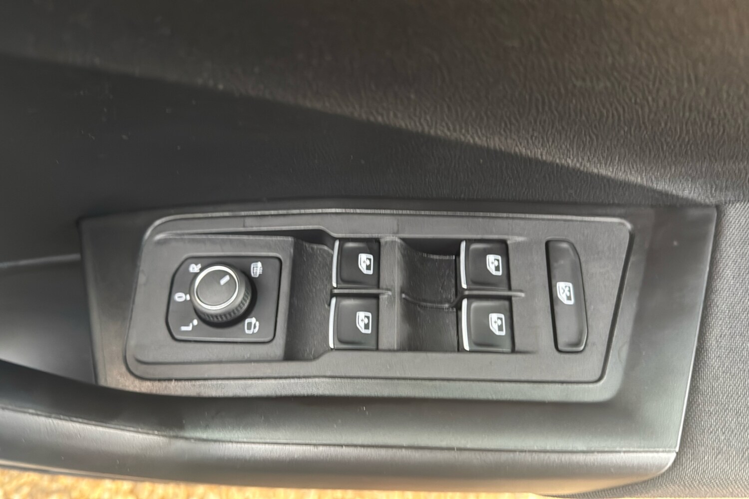 Used Volkswagen T-Roc 2020 for sale - 77046046: Photo 31