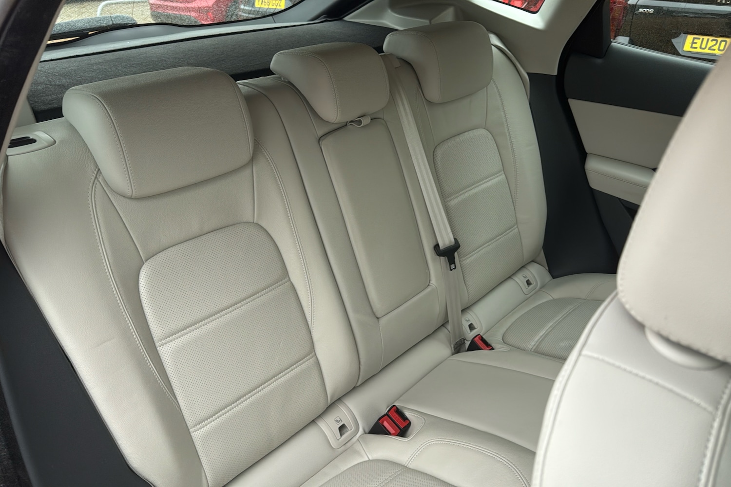 Used Jaguar E-Pace 2018 for sale - 76262605: Photo 12