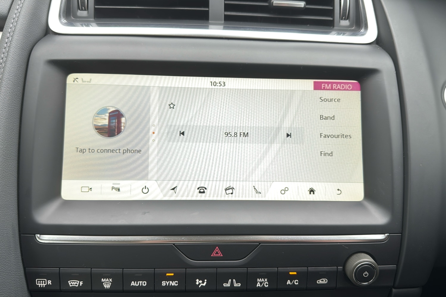 Used Jaguar E-Pace 2018 for sale - 76262605: Photo 21