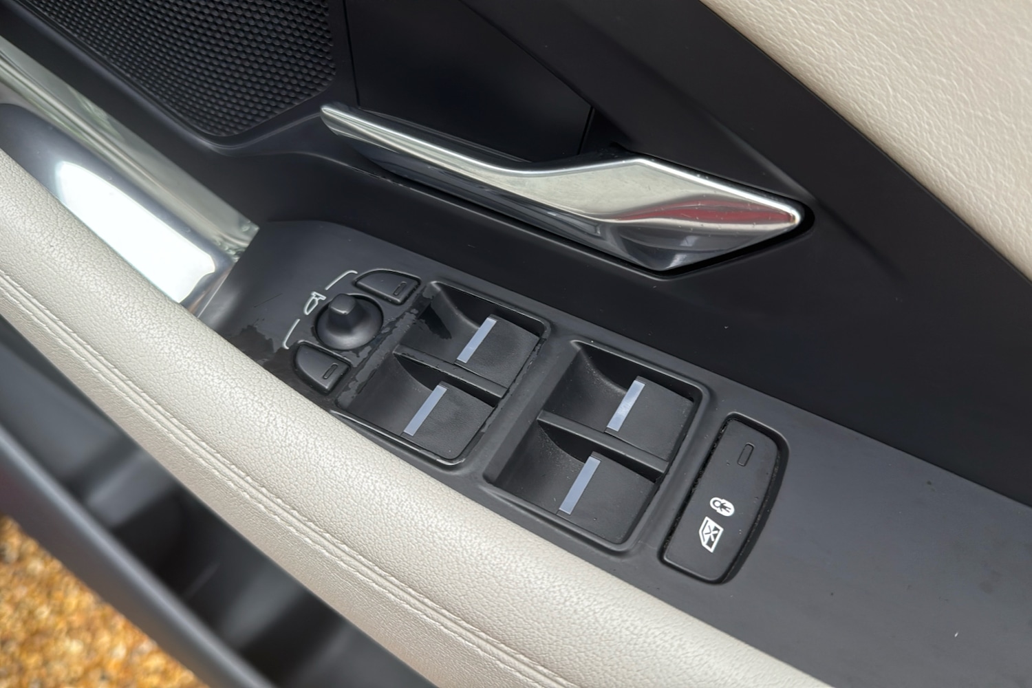 Used Jaguar E-Pace 2018 for sale - 76262605: Photo 27