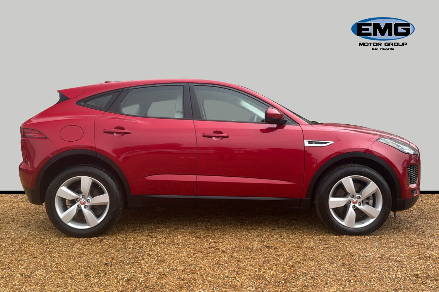Used Jaguar E-Pace 2018 for sale - 76262605: Photo 4