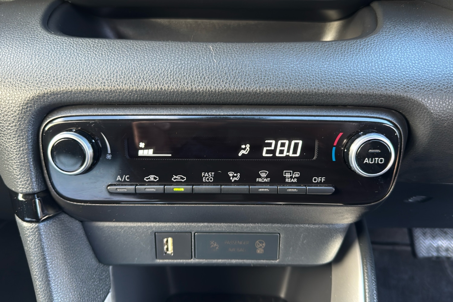 Used Toyota Yaris 2022 for sale - 77123896: Photo 16