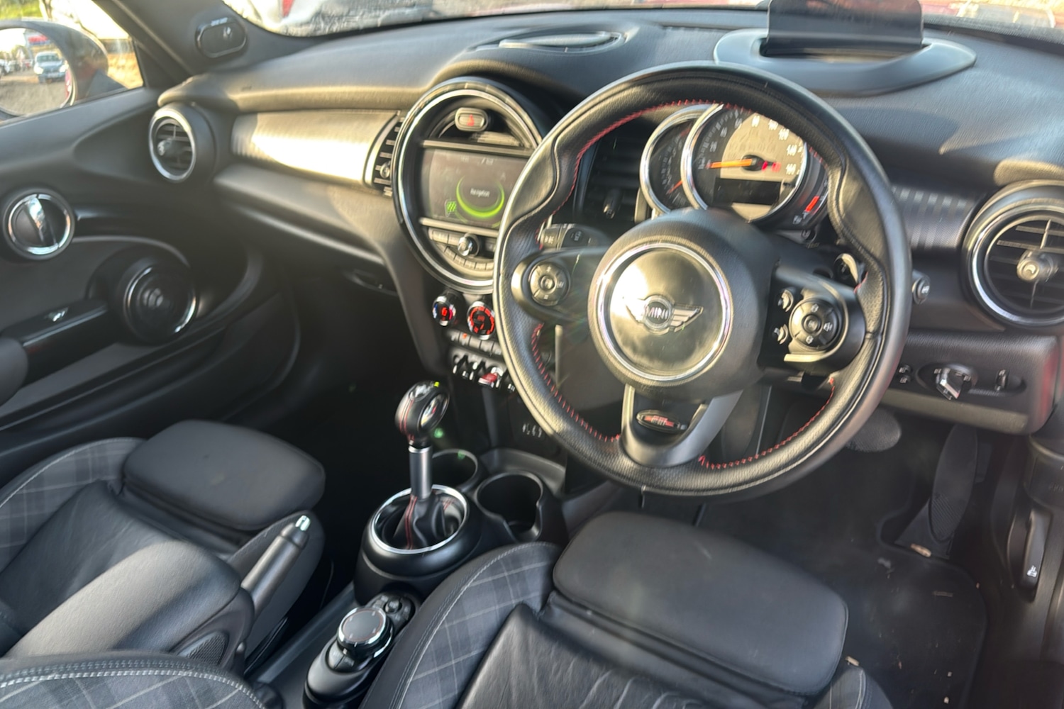 Used MINI Convertible 2018 for sale - 77976909: Photo 10