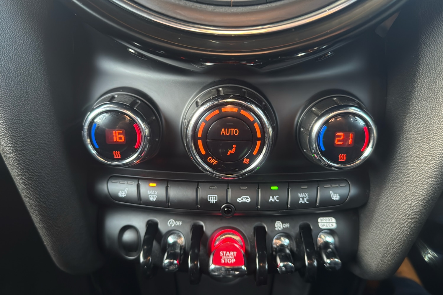 Used MINI Convertible 2018 for sale - 77976909: Photo 16