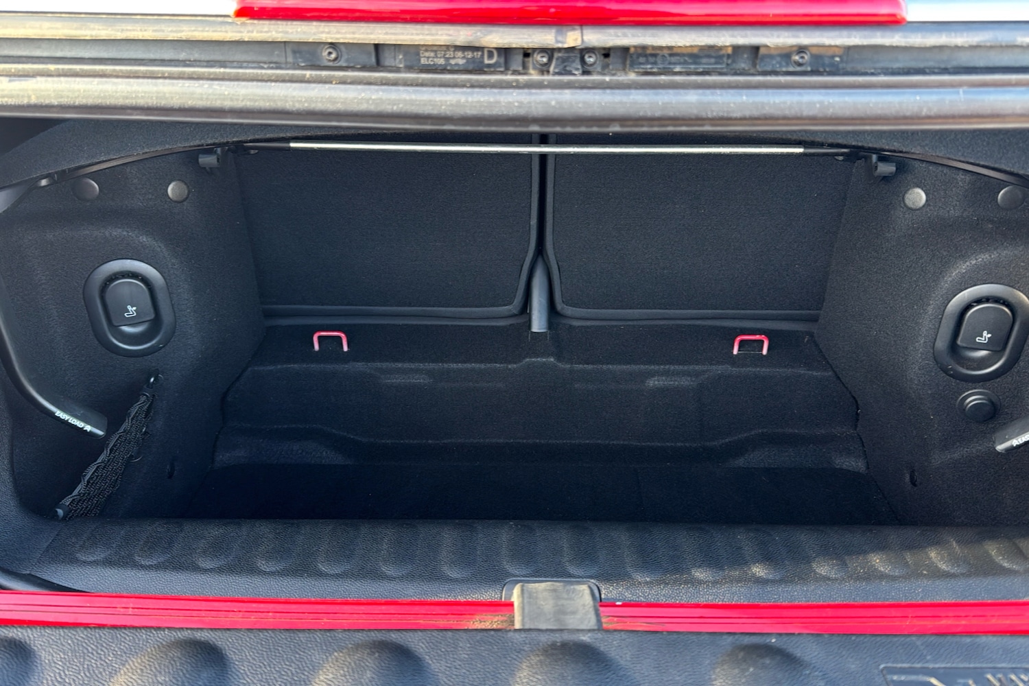 Used MINI Convertible 2018 for sale - 77976909: Photo 19