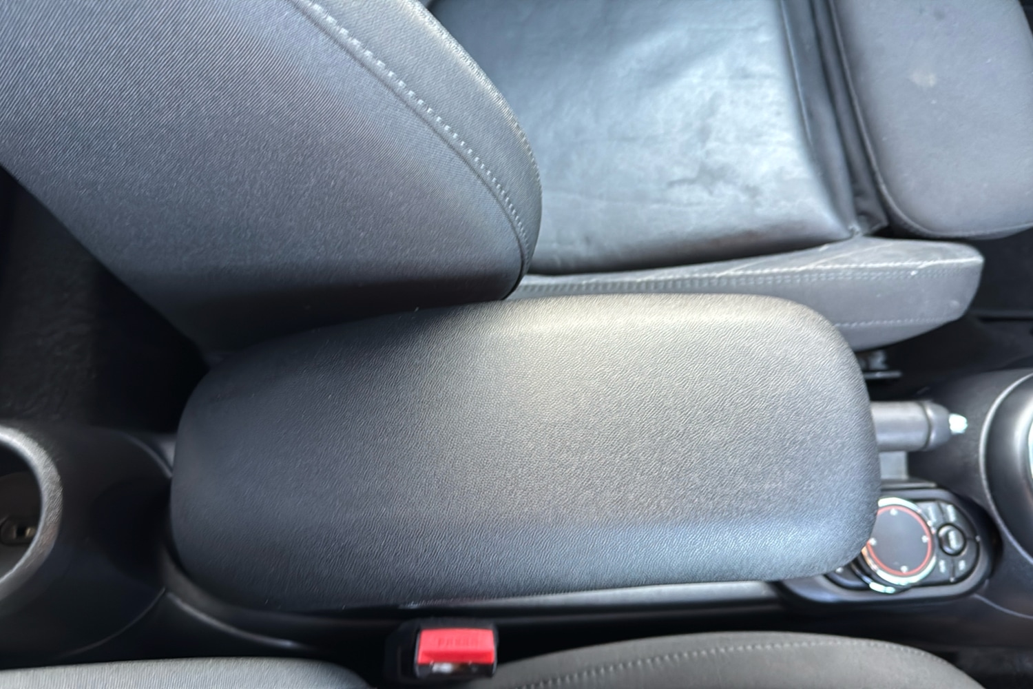 Used MINI Convertible 2018 for sale - 77976909: Photo 45