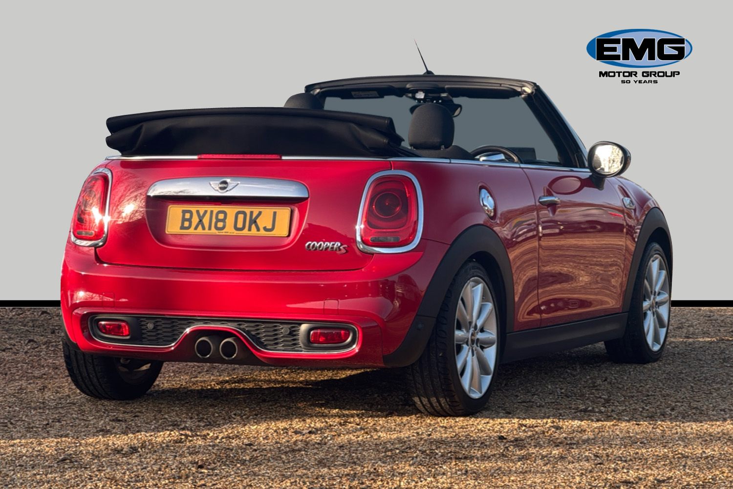 Used MINI Convertible 2018 for sale - 77976909: Photo 7
