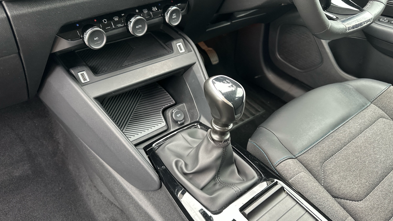 Used Citroen C4 2022 for sale - 76530882: Photo 13