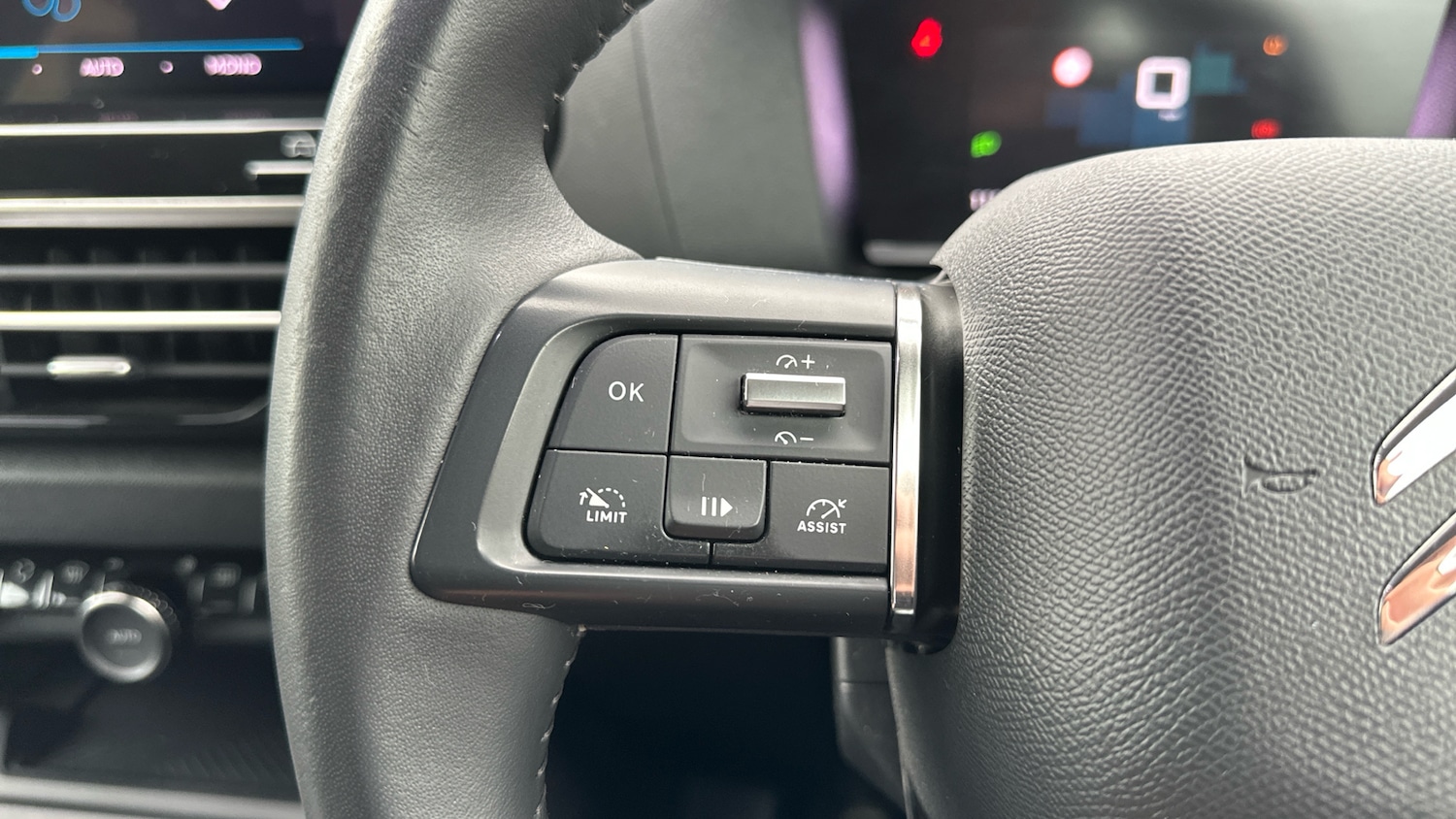 Used Citroen C4 2022 for sale - 76530882: Photo 24