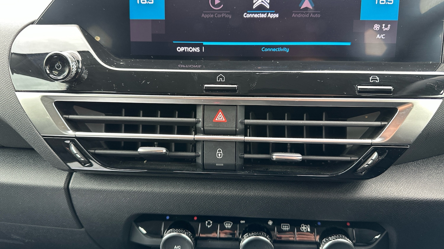 Used Citroen C4 2022 for sale - 76530882: Photo 31