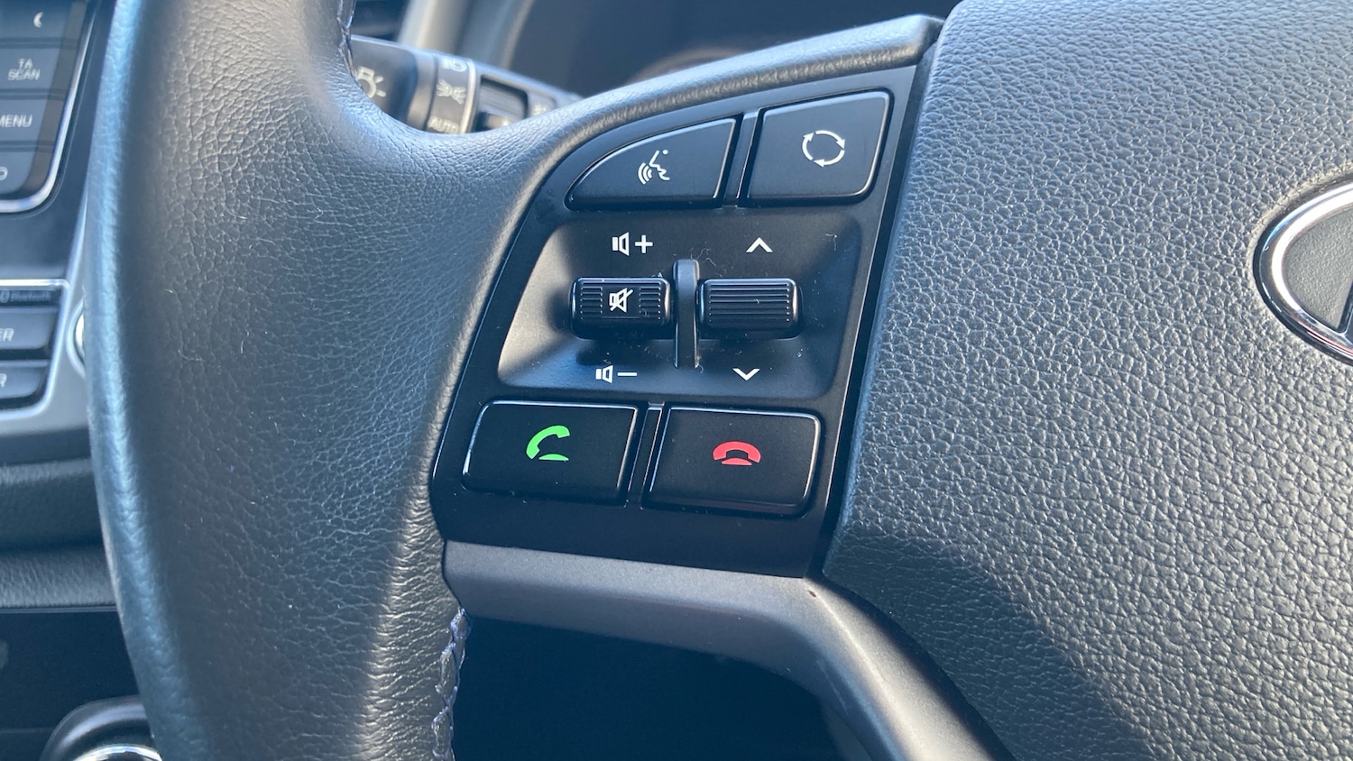 Used Hyundai TUCSON 2016 for sale - 76480223: Photo 24