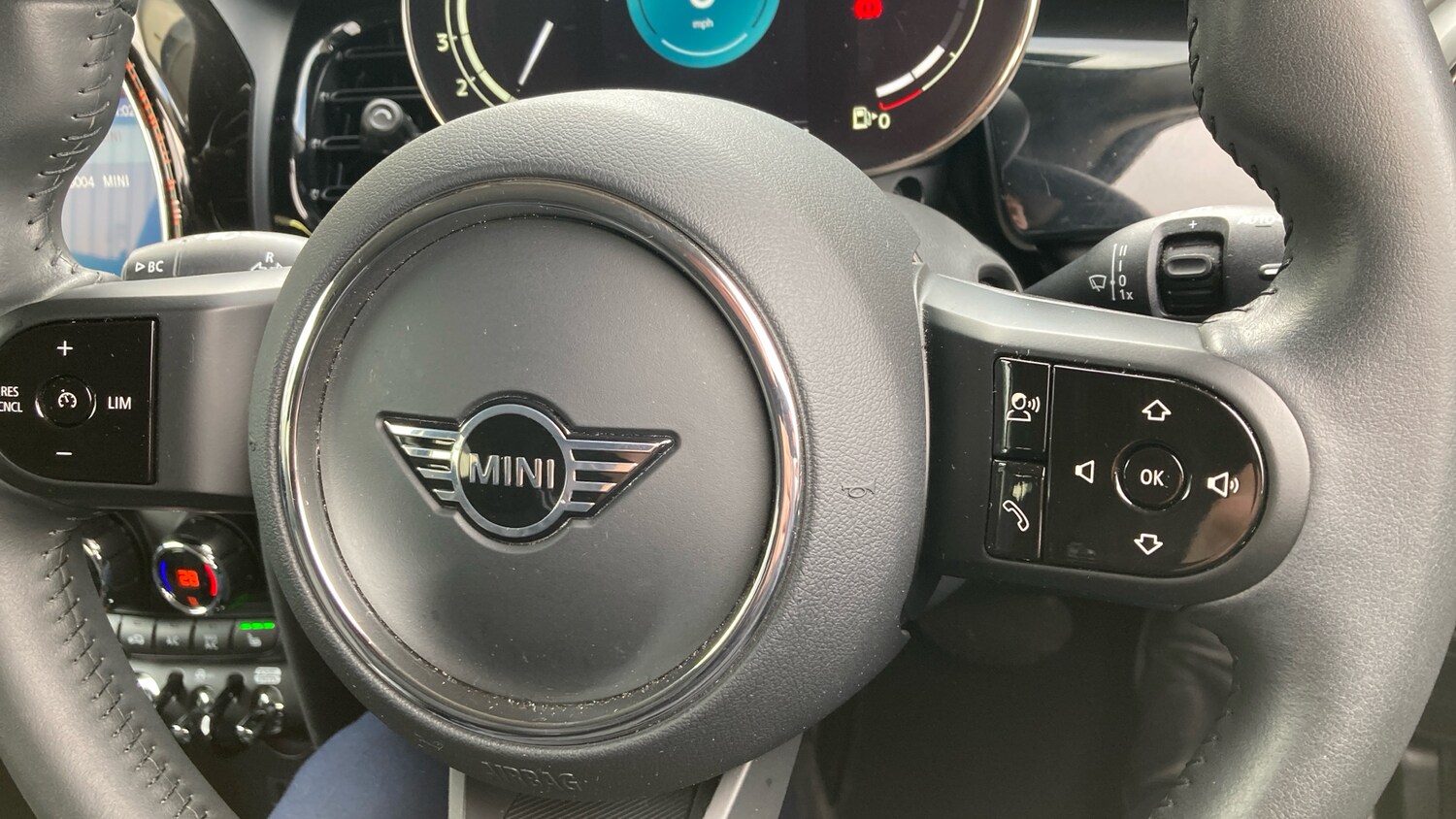 Used MINI Hatch 2023 for sale - 77543535: Photo 43