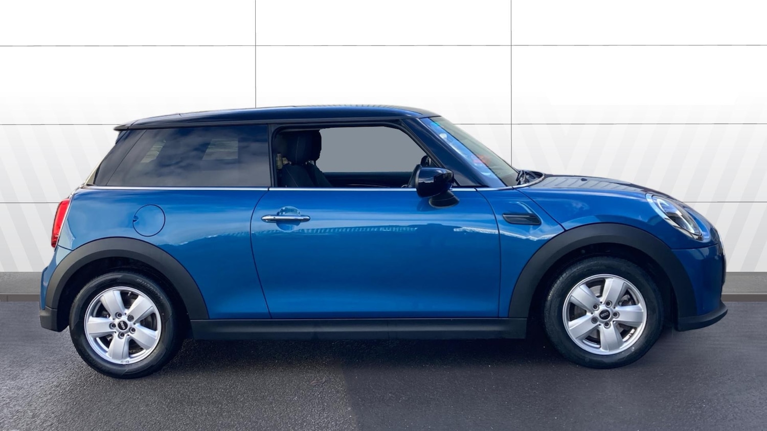 Used MINI Hatch 2023 for sale - 77543535: Photo 5