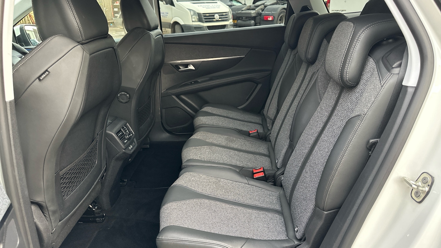 Used Peugeot 5008 2020 for sale - 76530883: Photo 16