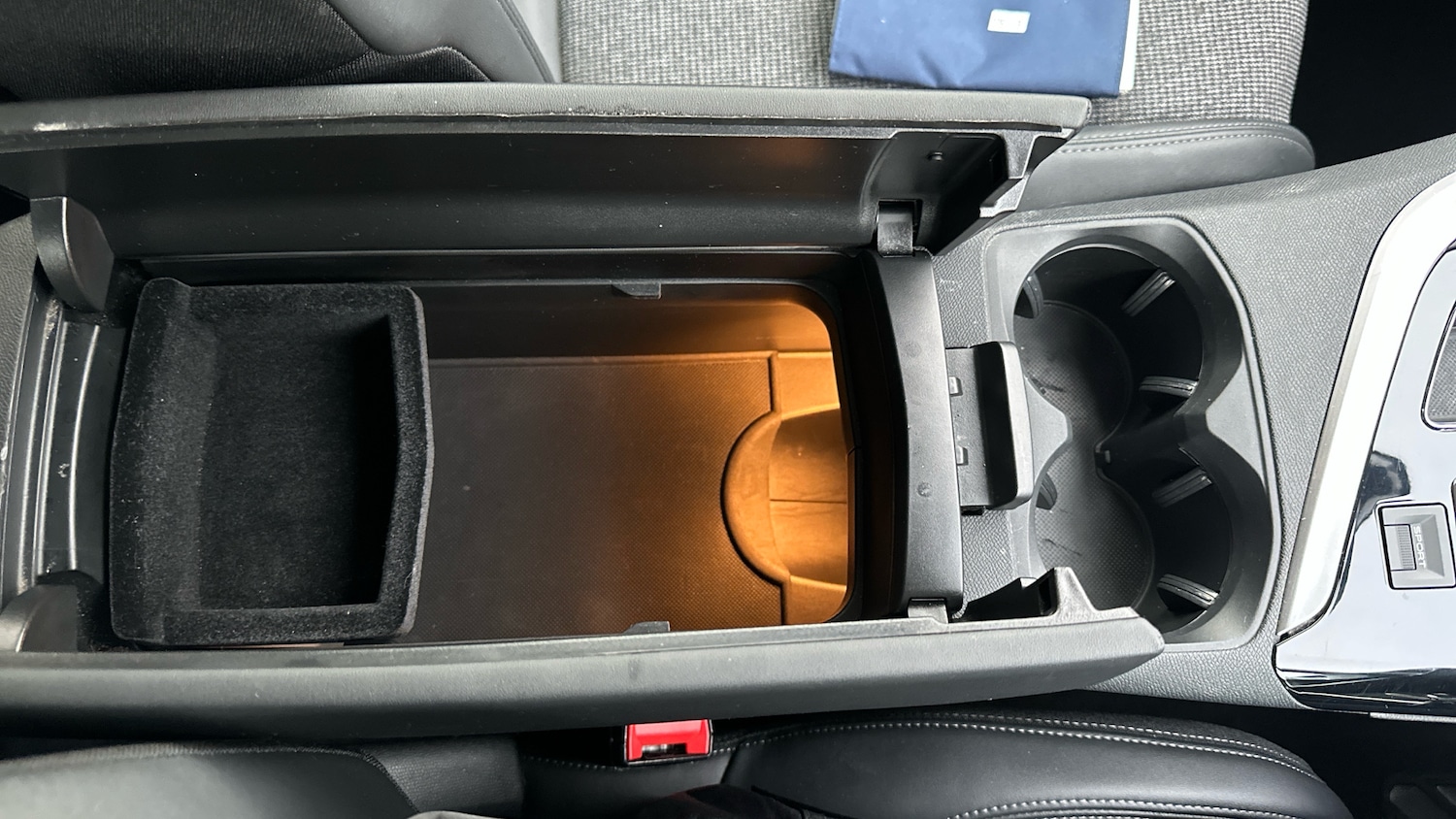 Used Peugeot 5008 2020 for sale - 76530883: Photo 34