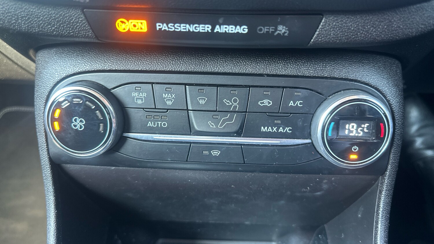 Used Ford Fiesta 2017 for sale - 77962168: Photo 33