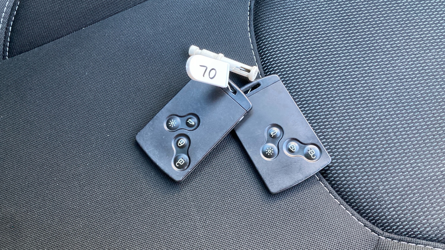 Used Renault Clio 2018 for sale - 76795032: Photo 20