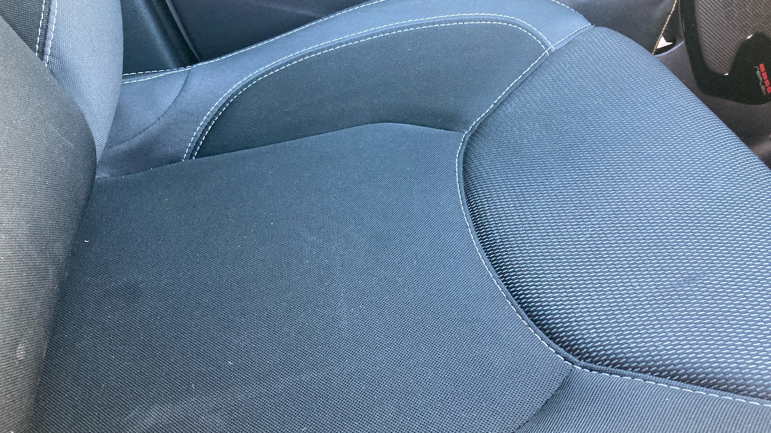 Used Renault Clio 2018 for sale - 76795032: Photo 47