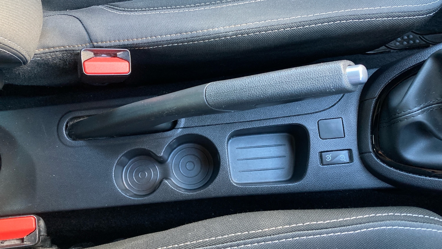 Used Renault Clio 2018 for sale - 76795032: Photo 49