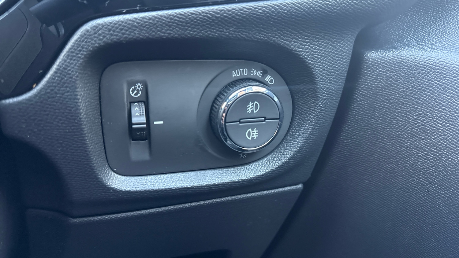 Used Vauxhall Corsa 2023 for sale - 76663875: Photo 35