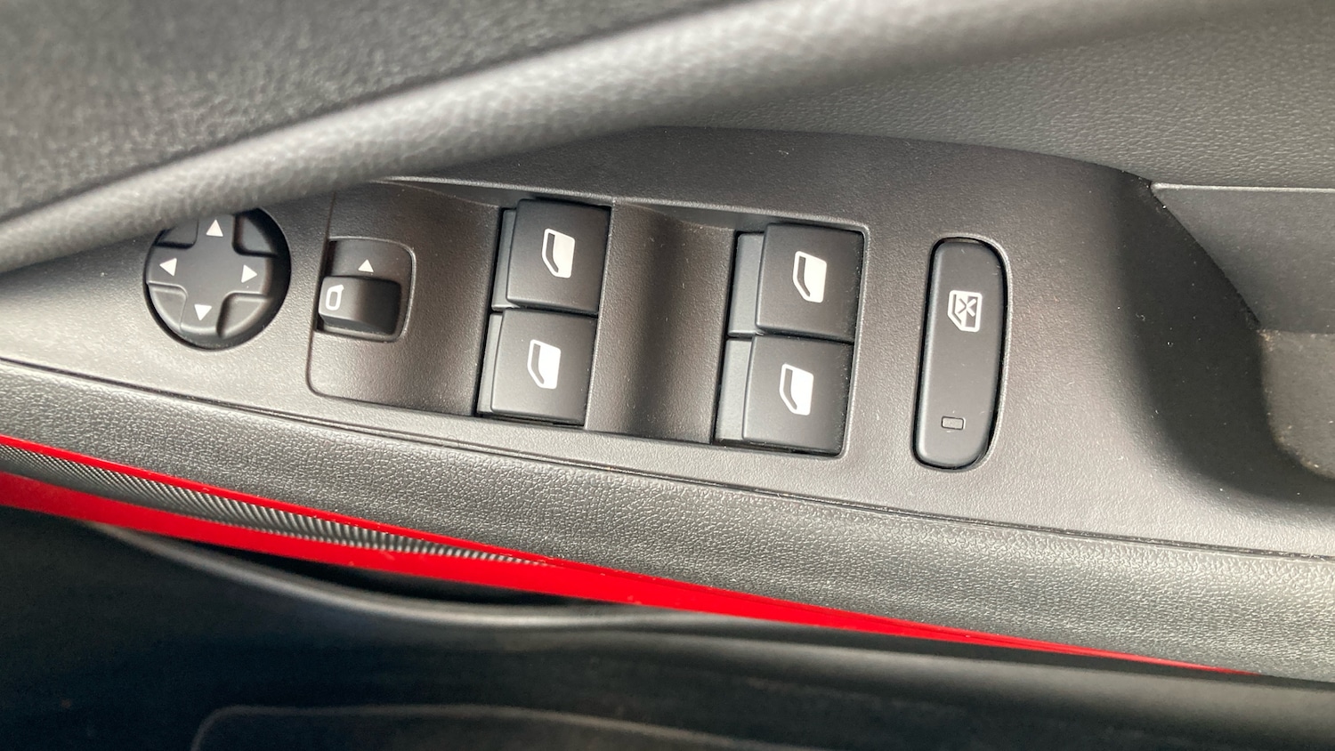 Used Vauxhall Crossland 2023 for sale - 77848822: Photo 23