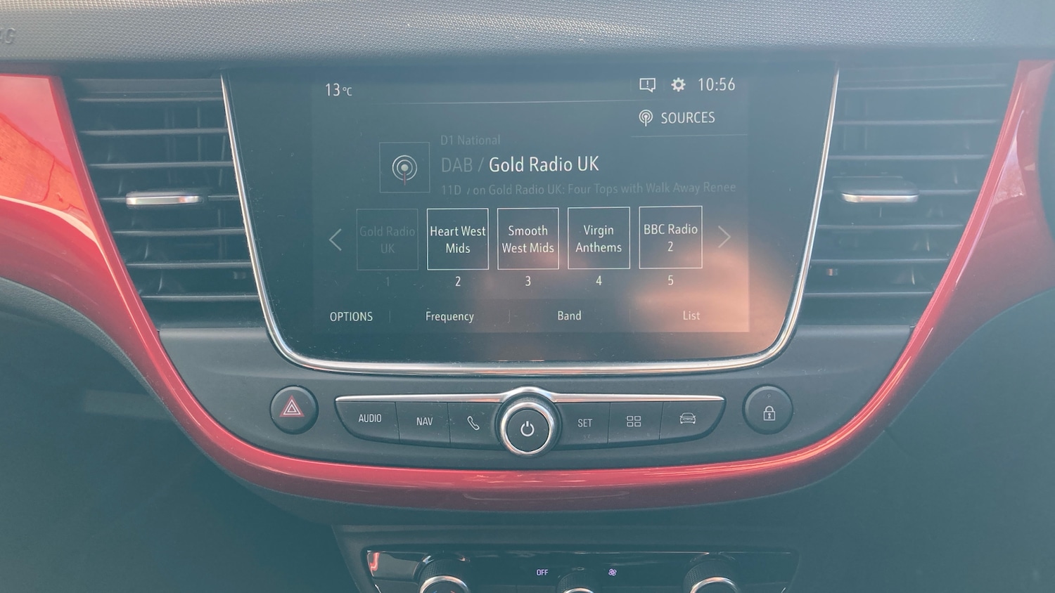 Used Vauxhall Crossland 2023 for sale - 77848822: Photo 30