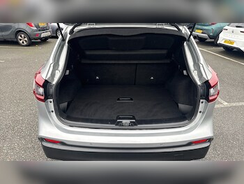 Used Nissan Qashqai 2021 for sale - 76567708: Photo